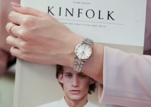 Top 6 mẫu đồng hồ đeo tay đẹp mắt và sang trọng dành cho nữ doanh nhân