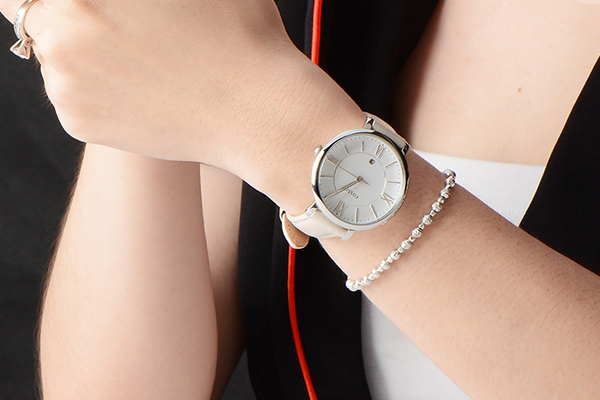 Các thương hiệu đồng hồ đang bỏ rơi khách hàng nữ - Có hay không?