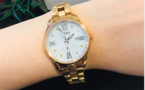 Gợi ý đồng hồ đeo tay tặng bạn gái ngày Valentine